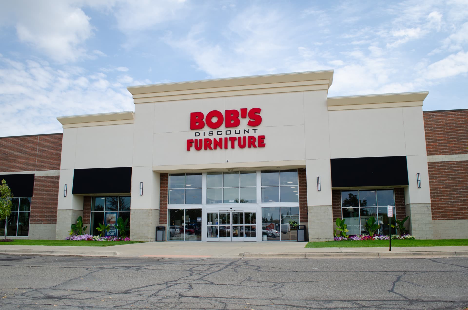 Bobs District Furniture